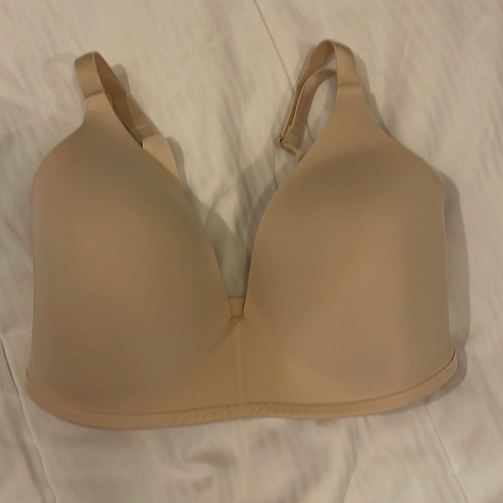 SOMA Vanishing 360 Wireless 34DD